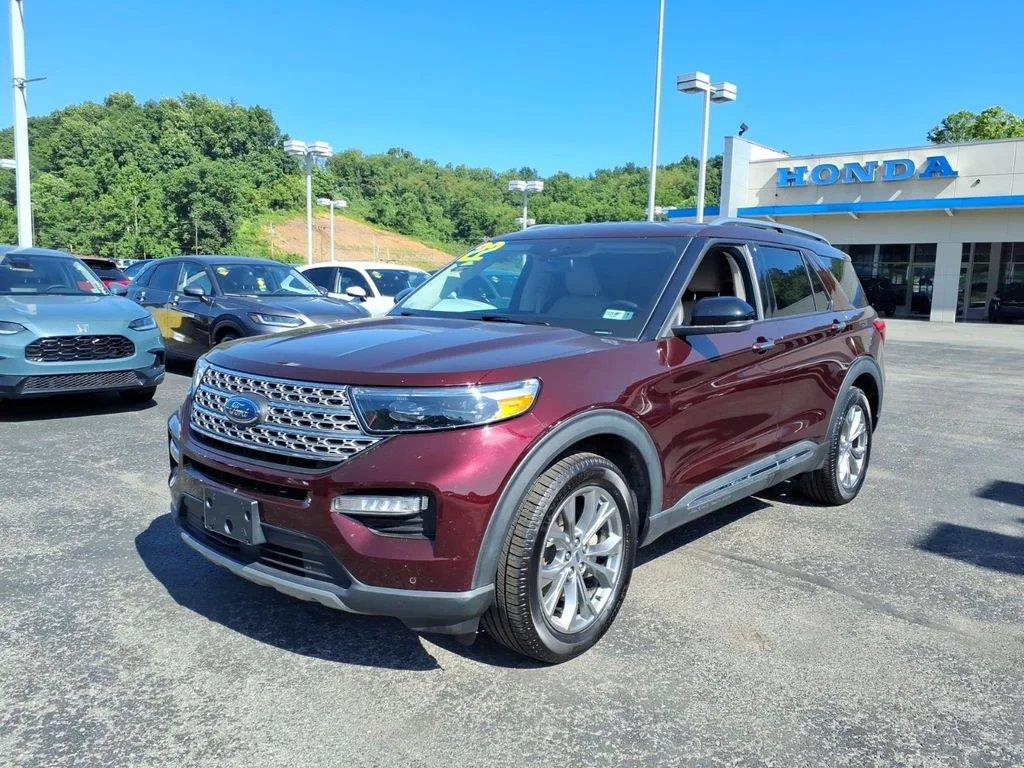 Red (Burgundy Velvet Metallic Tinted Clearcoat) 2022 Ford Explorer SUV / Crossover All-Wheel Drive Automatic