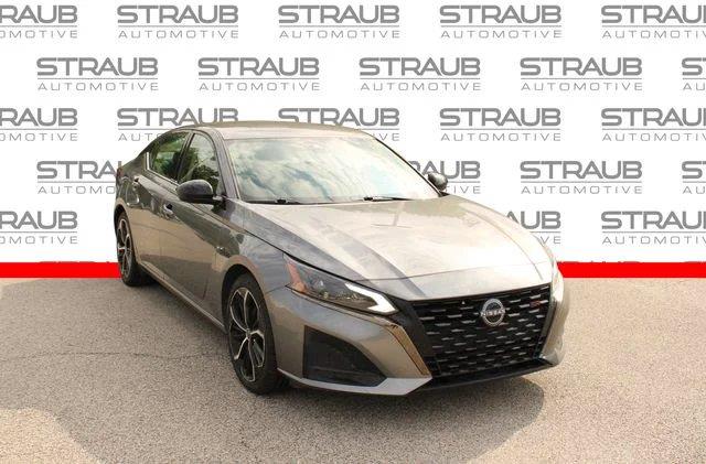 Gray (Gun Metallic) 2024 Nissan Altima Sedan Front-Wheel Drive Continuously Variable Transmission