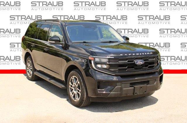 Agate Black 2025 Ford Expedition SUV / Crossover Four-Wheel Drive Automatic