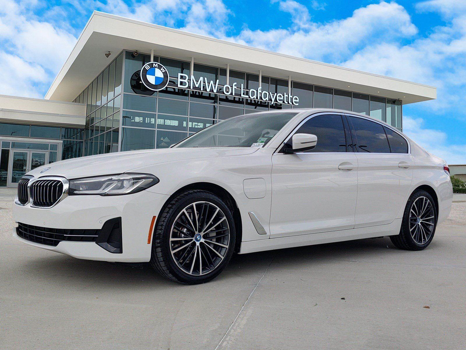 Alpine White 2023 BMW 5 Series Sedan Rear-Wheel Drive Automatic