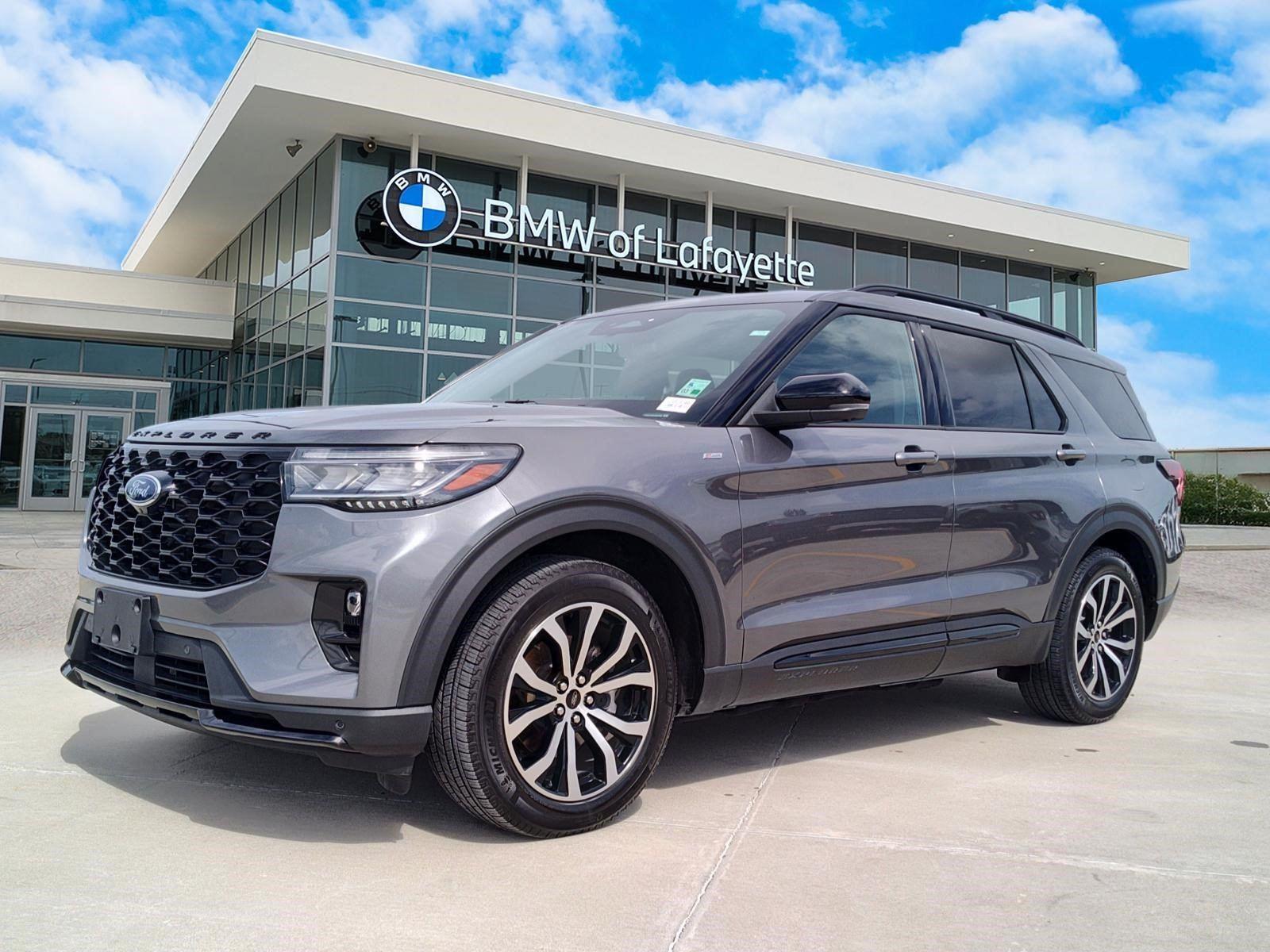 Carbonized Gray Metallic 2025 Ford Explorer SUV / Crossover Rear-Wheel Drive Automatic