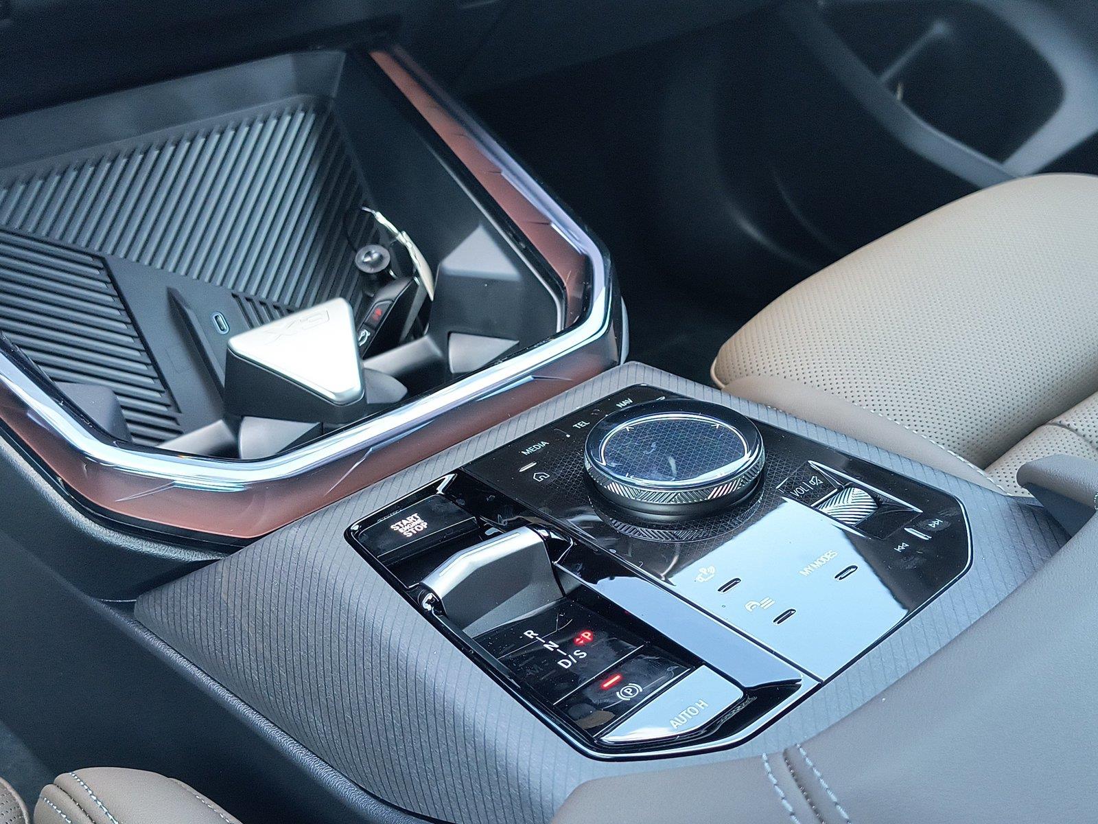 2026 BMW X3 30 - Photo 10