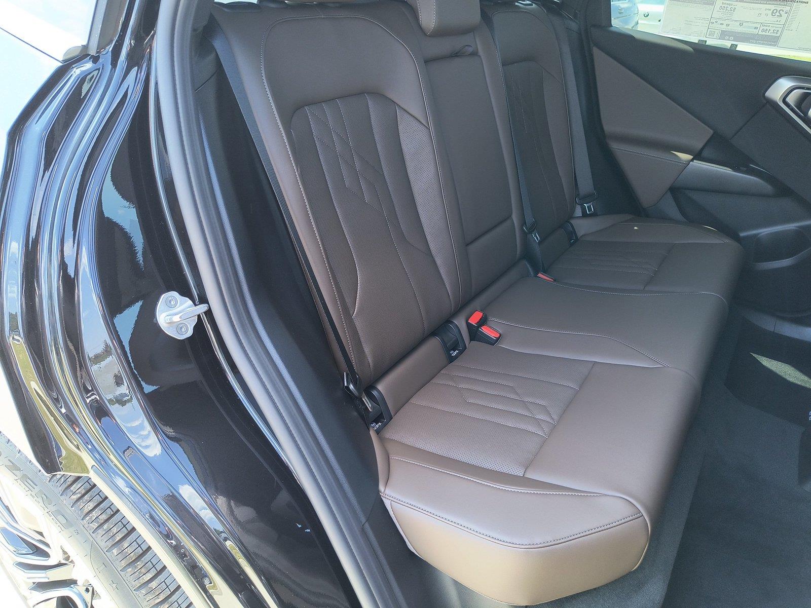 2026 BMW X3 30 - Photo 14