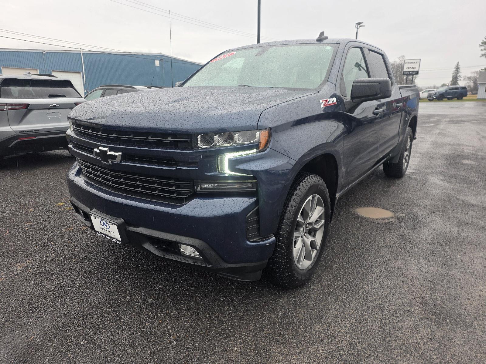 Northsky Blue Metallic 2021 Chevrolet Silverado 1500 RST Crew Cab 4WD Pickup Truck Four-Wheel Drive 8-Speed Automatic