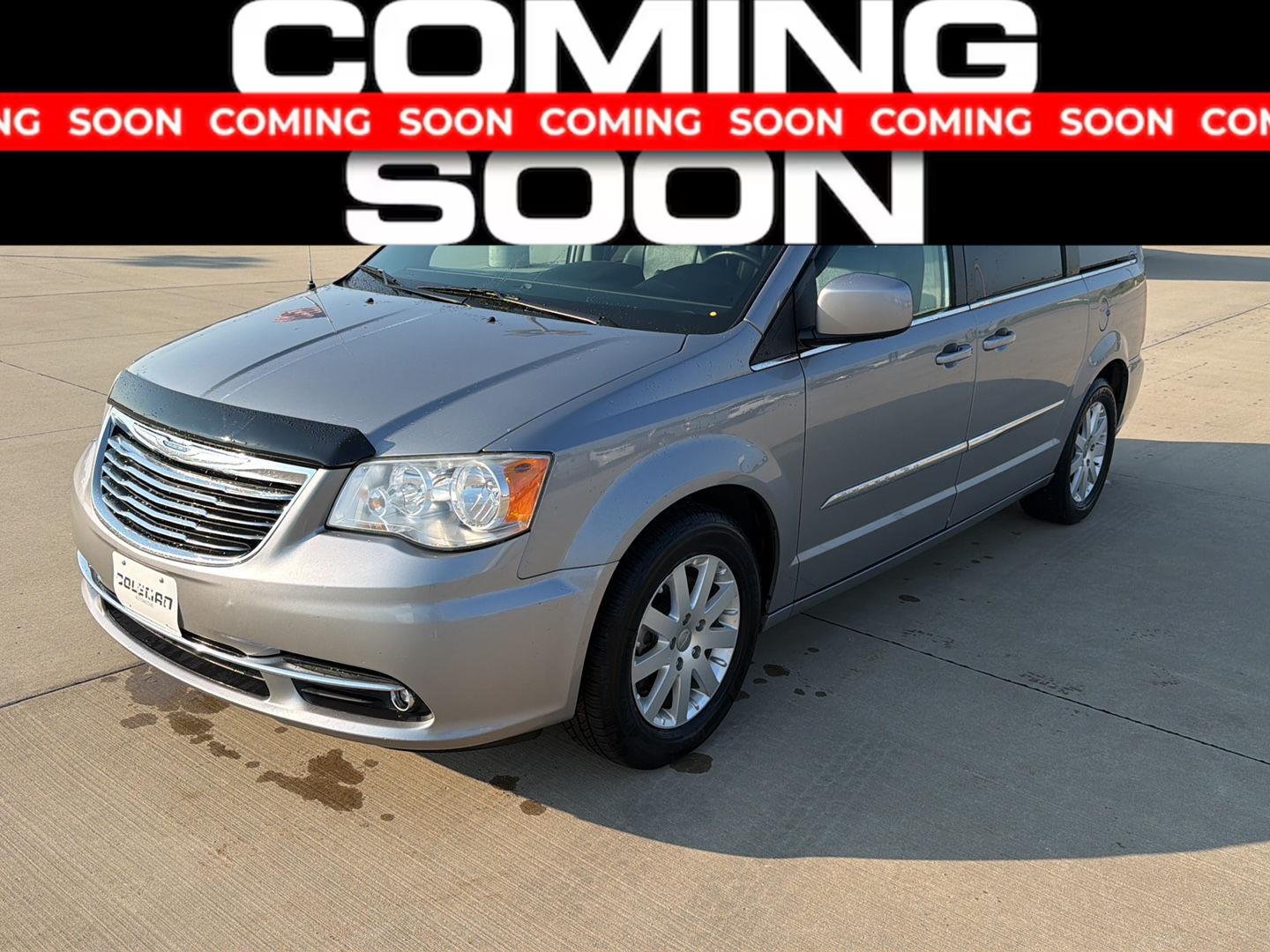  2014 Chrysler Town & Country Touring FWD   
