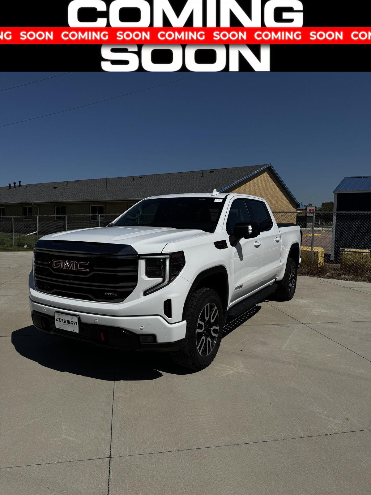  2023 GMC Sierra 1500 AT4 Crew Cab 4WD   