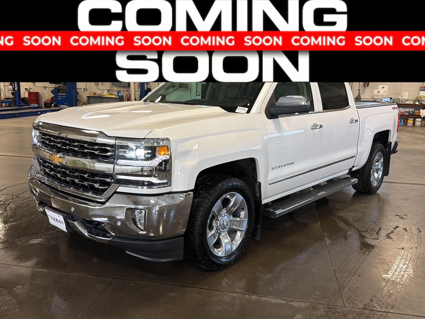 White (Iridescent Pearl Tricoat) 2018 Chevrolet Silverado 1500 Pickup Truck Four-Wheel Drive 6-Speed Automatic