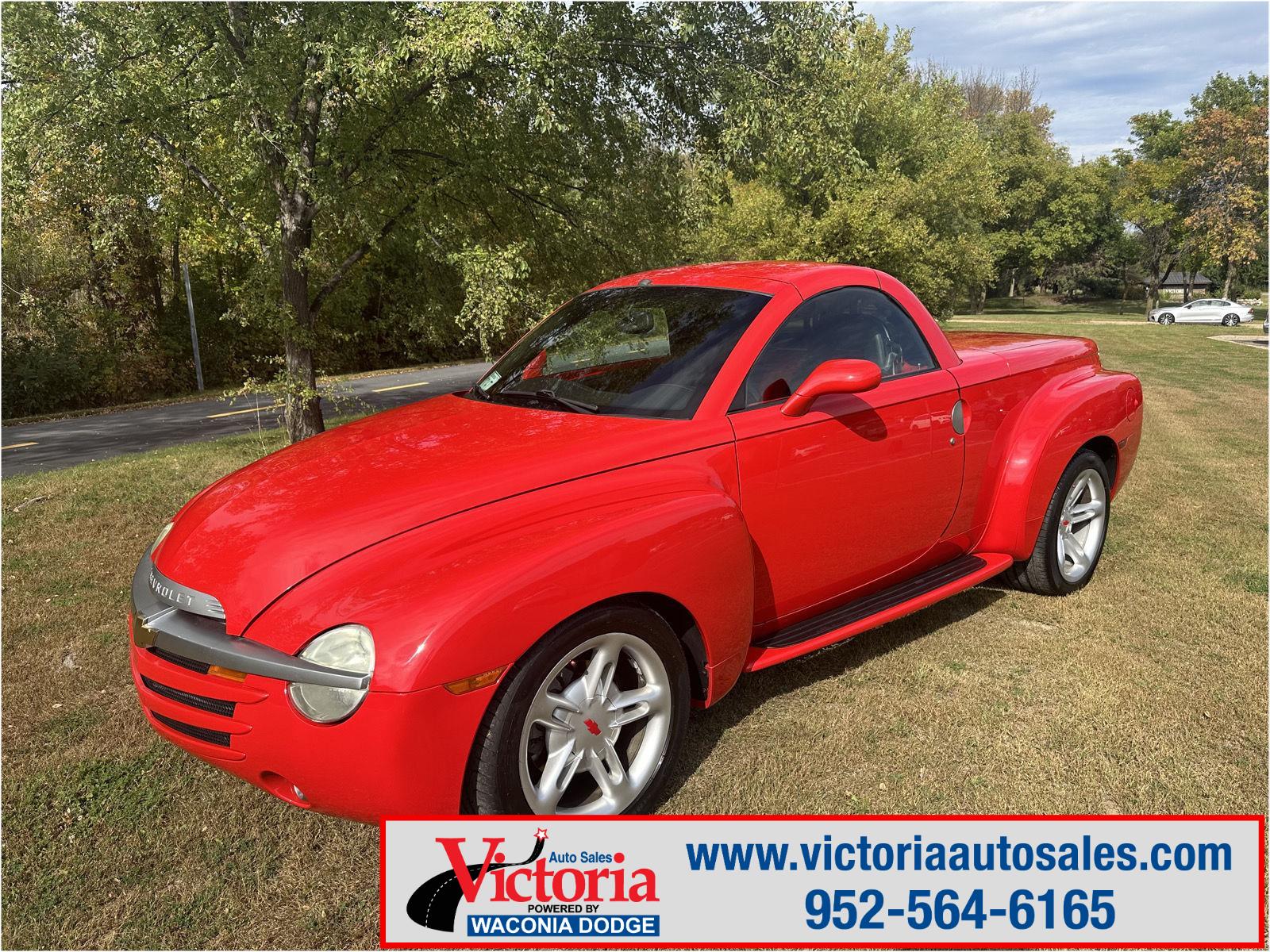 2004 Chevrolet SSR LS RWD