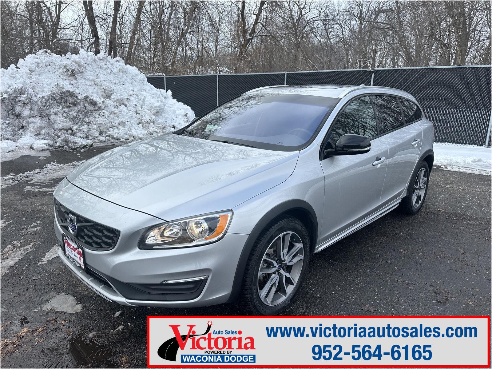 2017 Volvo V60 Cross Country T5 Premier AWD