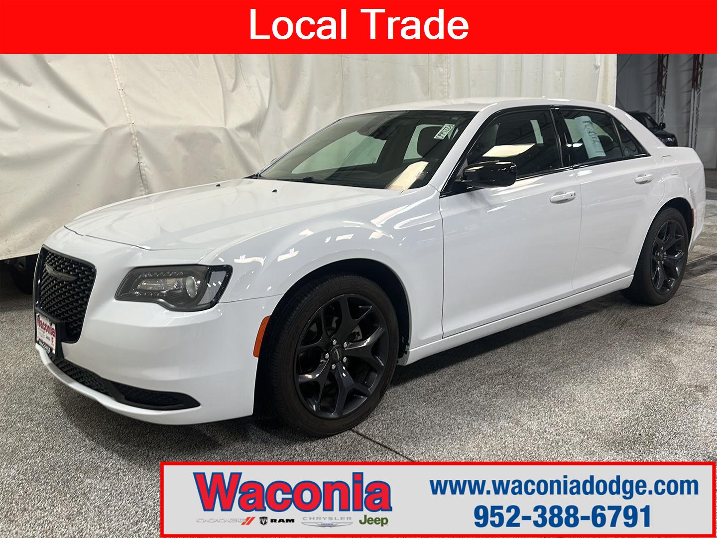  2021 Chrysler 300 Touring RWD   