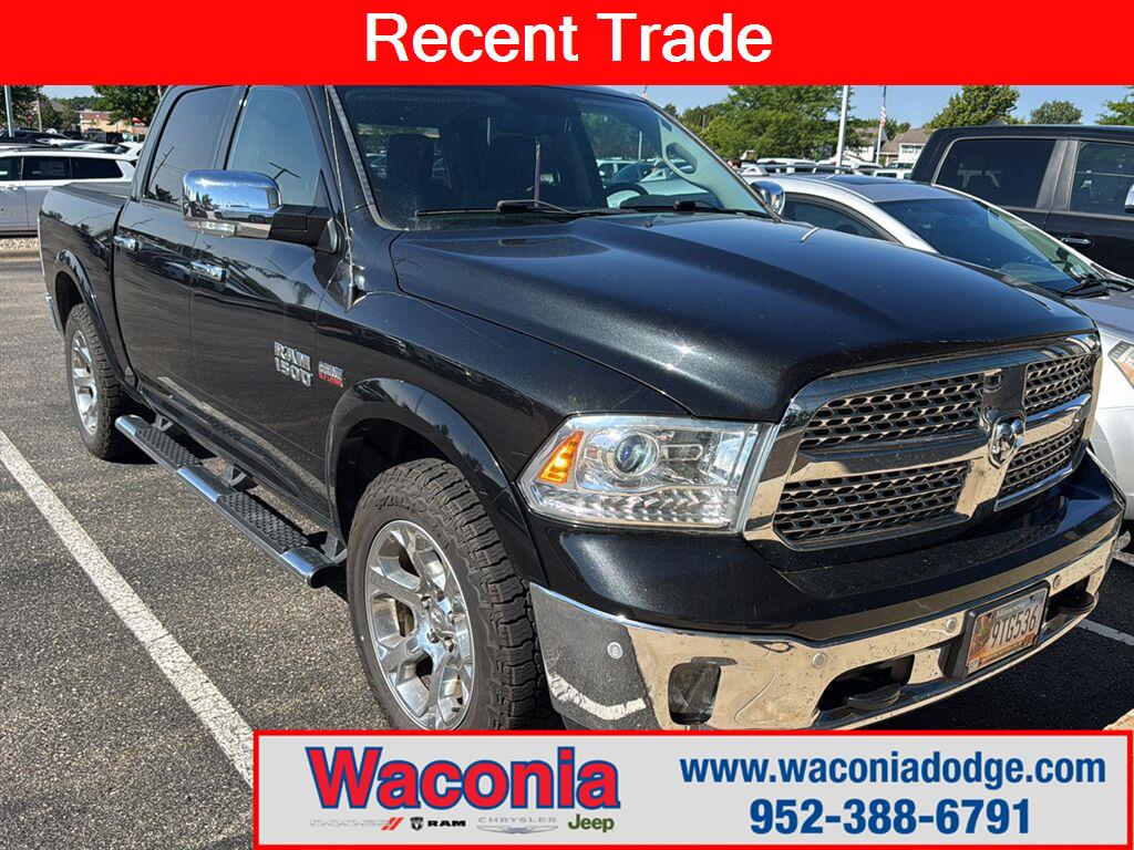 Brilliant Black Crystal Pearlcoat 2016 RAM 1500 Pickup Truck Four-Wheel Drive 8-Speed Automatic