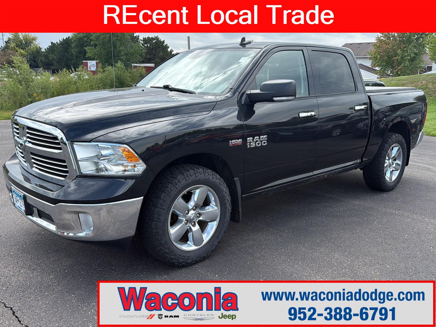2015 RAM 1500 Negro (Brilliant Black Crystal Pearlcoat) Camioneta Todo terreno 8 velocidades Automática