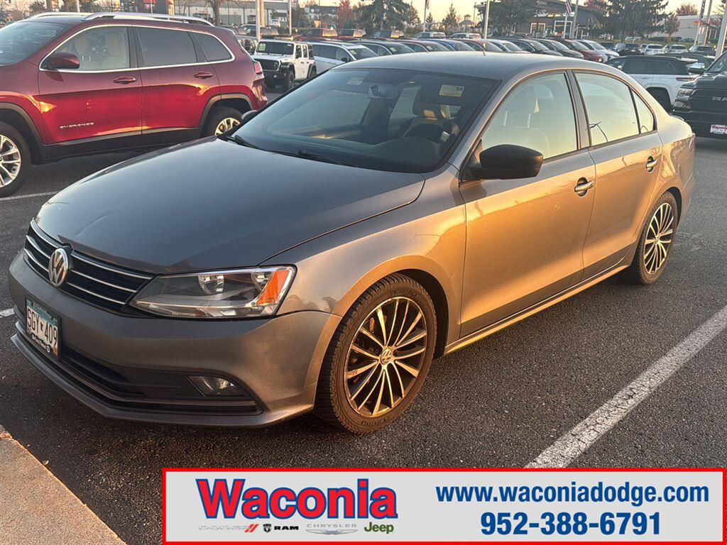 2016 Volkswagen Jetta 1.8T Sport FWD