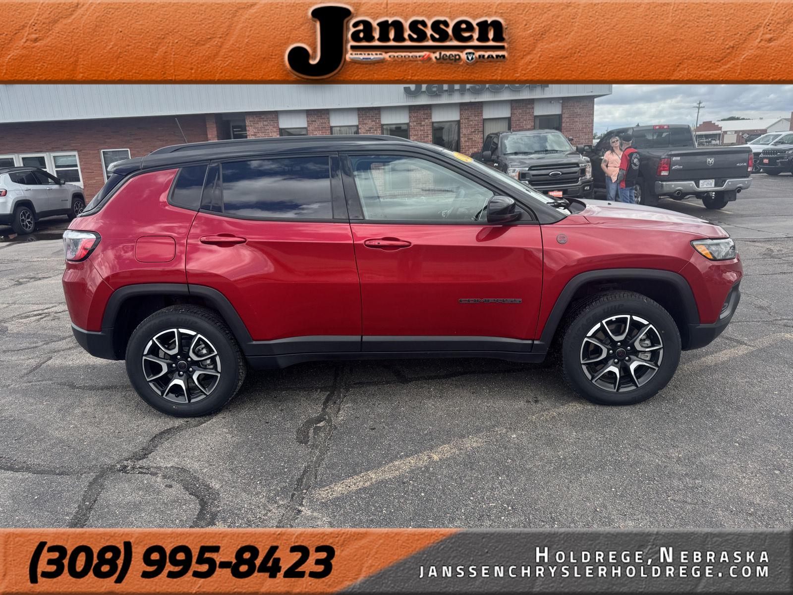 Red Hot Pearlcoat 2025 Jeep Compass Trailhawk 4WD SUV / Crossover Four-Wheel Drive 8-Speed Automatic