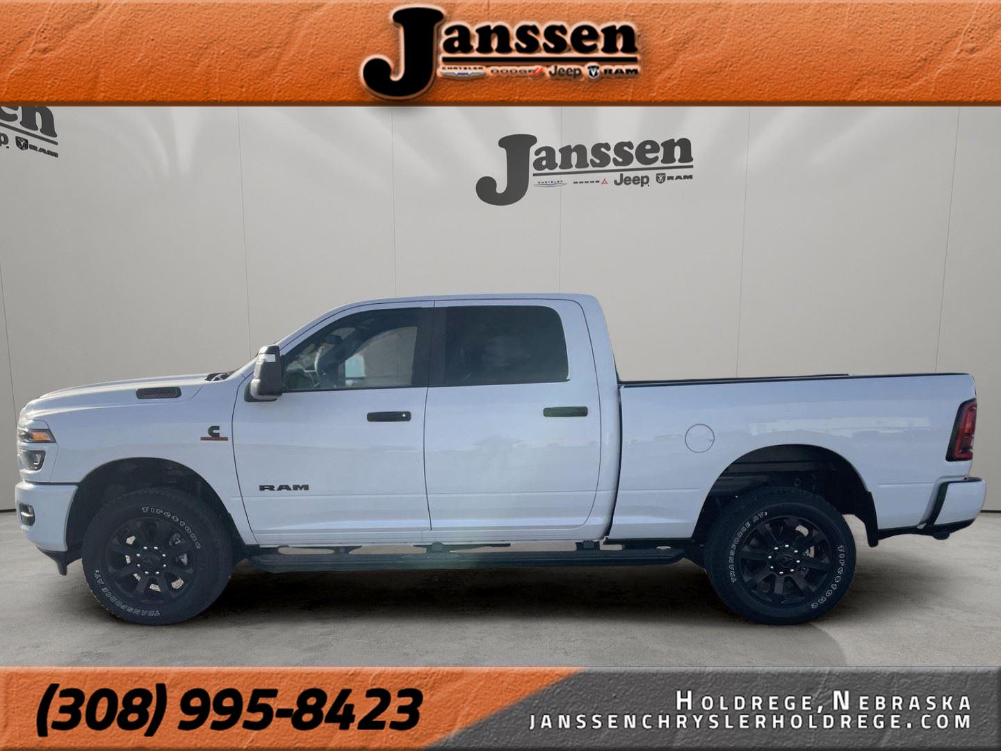 2025 RAM 2500 Big Horn Crew Cab 4WD