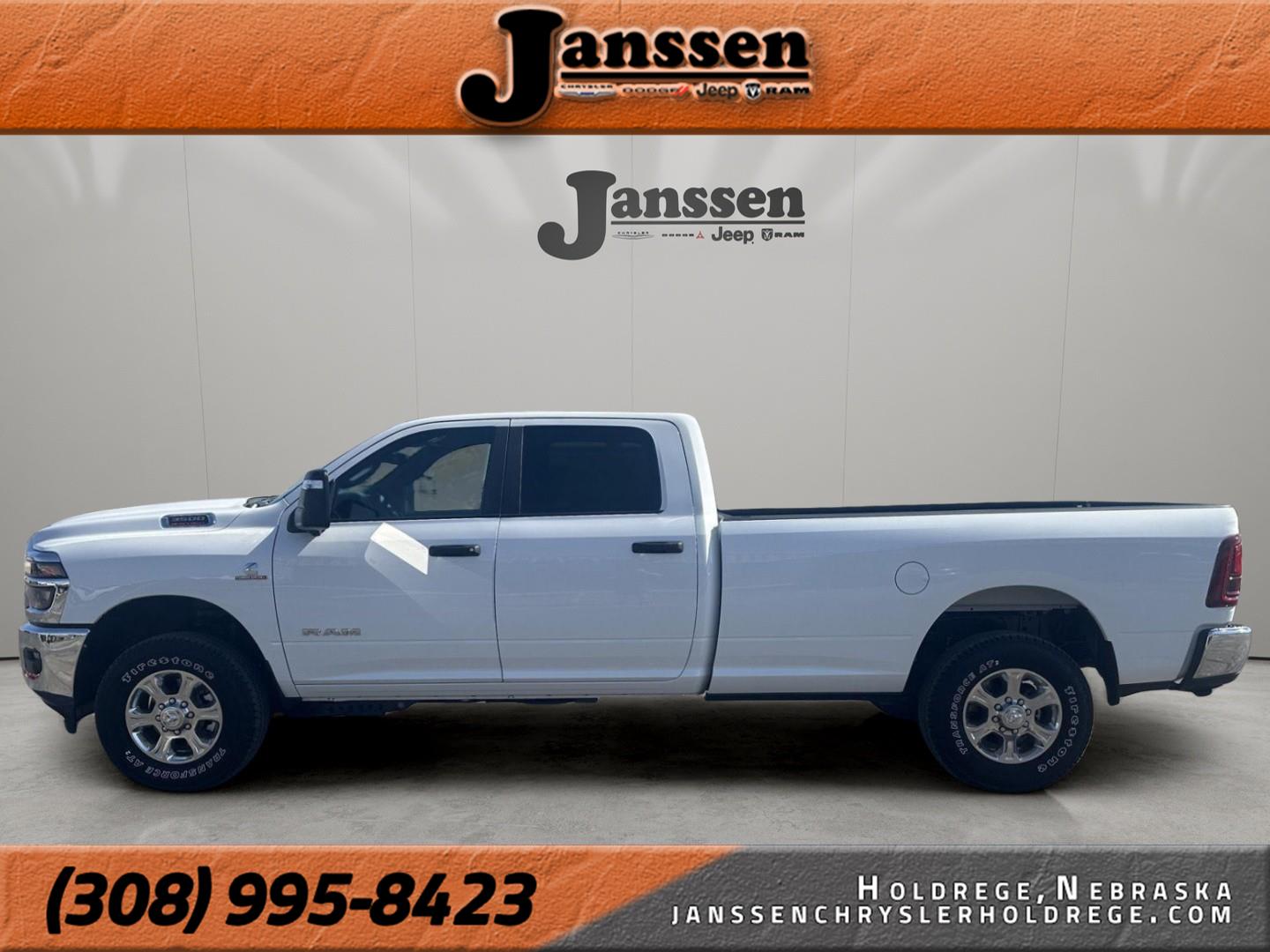 2026 RAM 3500 Big Horn Crew Cab LB 4WD