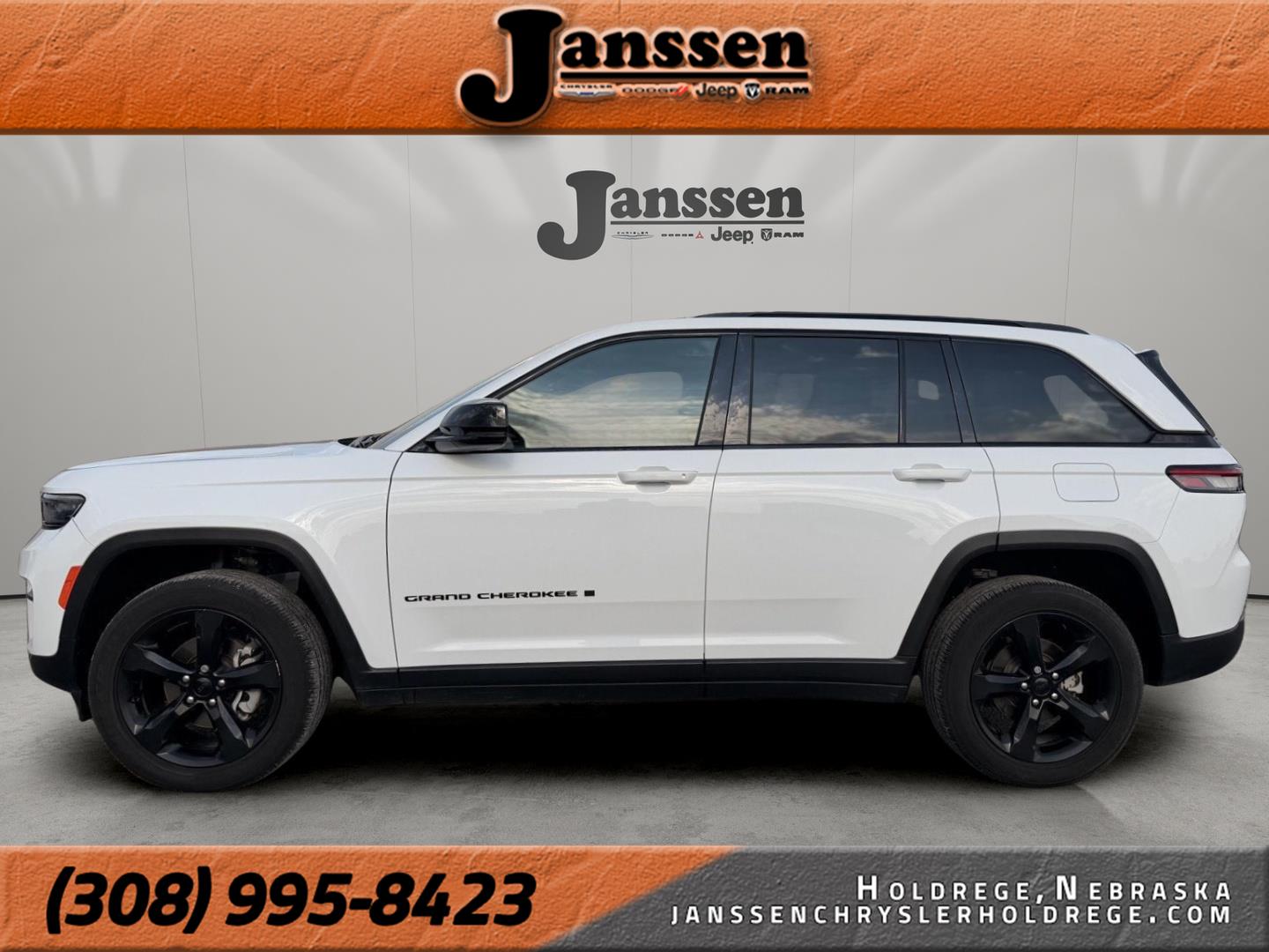  2024 Jeep Grand Cherokee Altitude X 4WD   