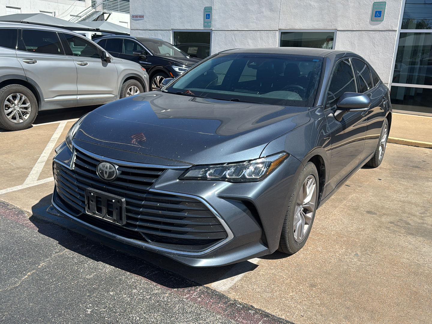 Harbor Gray Metallic 2019 Toyota Avalon Sedan Front-Wheel Drive 8-Speed Automatic