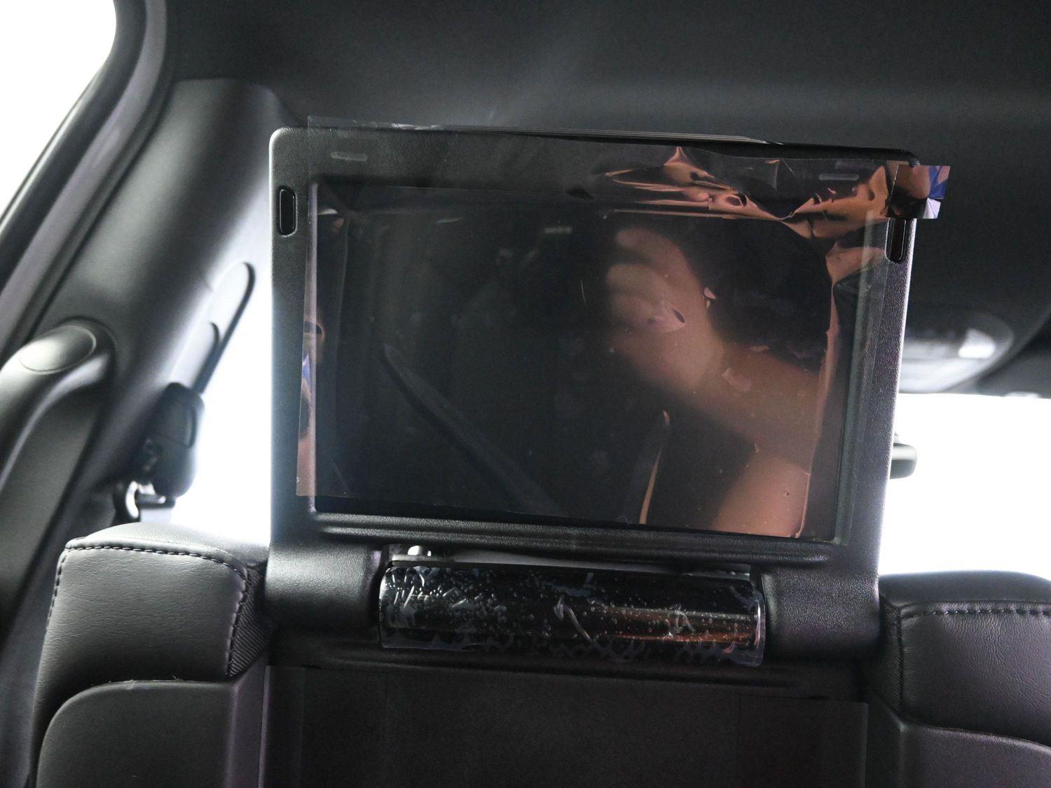 New 2026 Bright White Clearcoat Chrysler Select image 16