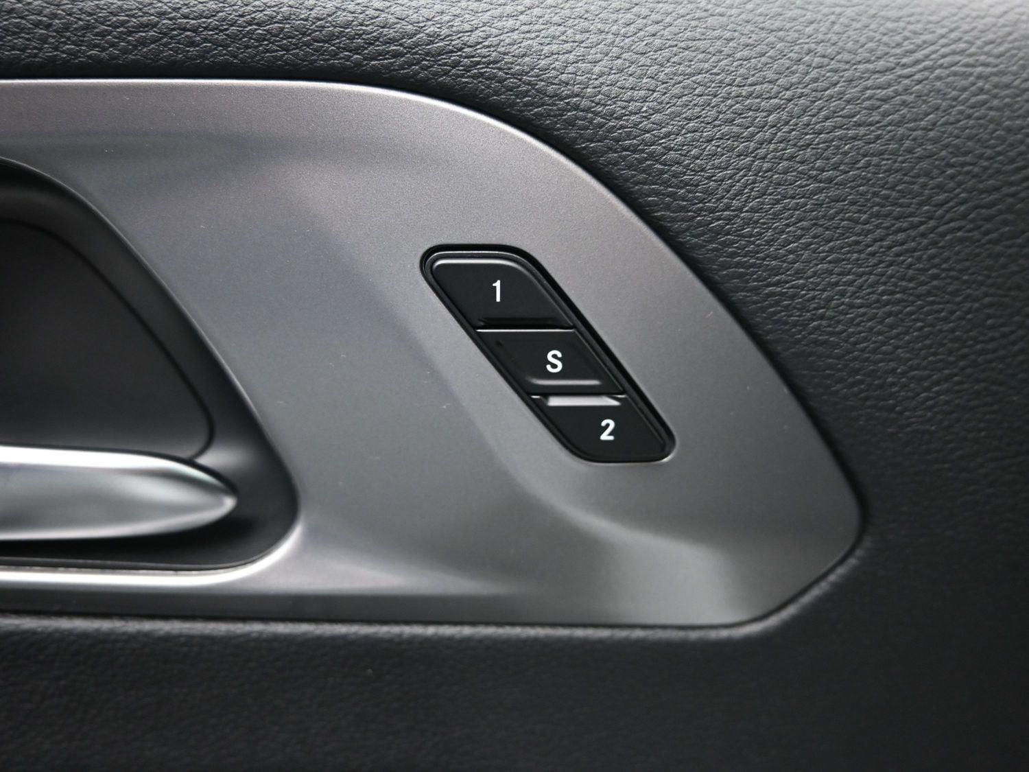 New 2026 Bright White Clearcoat Chrysler Select image 22