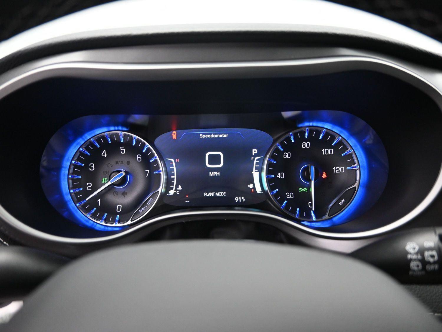 New 2026 Bright White Clearcoat Chrysler Select image 28