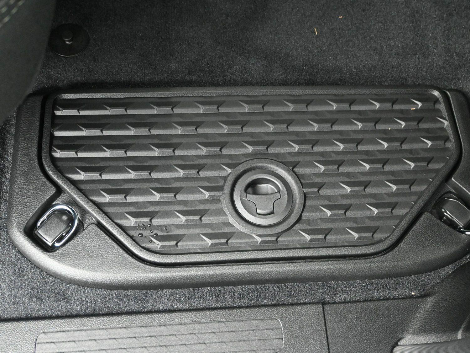 New 2026 Billet Silver Metallic Clearcoat Ram Big Horn image 14