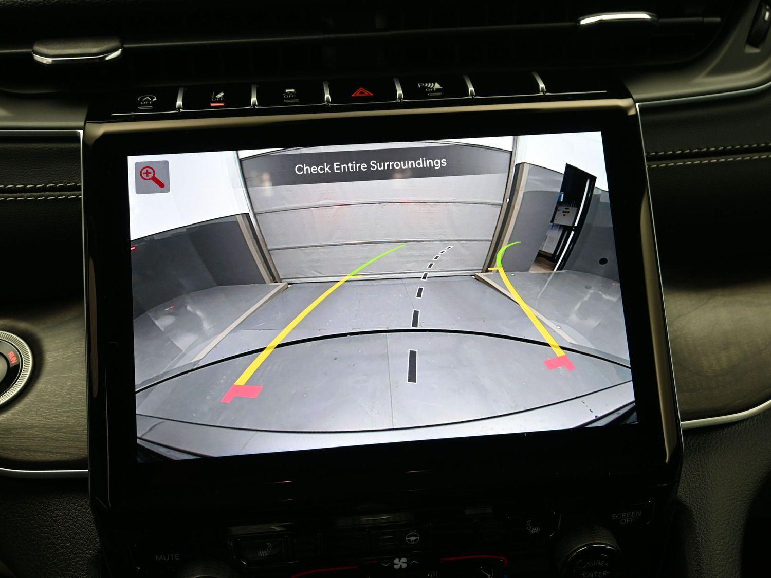 New 2025 Baltic Gray Metallic Clearcoat Jeep Limited image 26