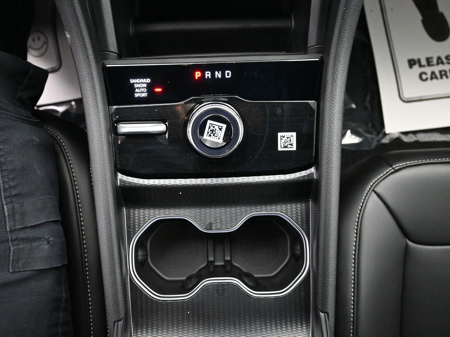 New 2025 Baltic Gray Metallic Clearcoat Jeep Limited image 28