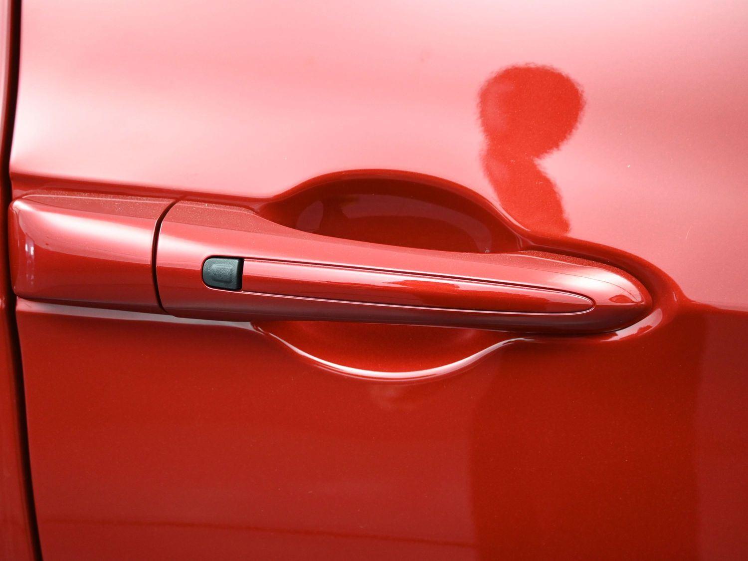 New 2026 Red Hot Pearlcoat Chrysler Select image 6