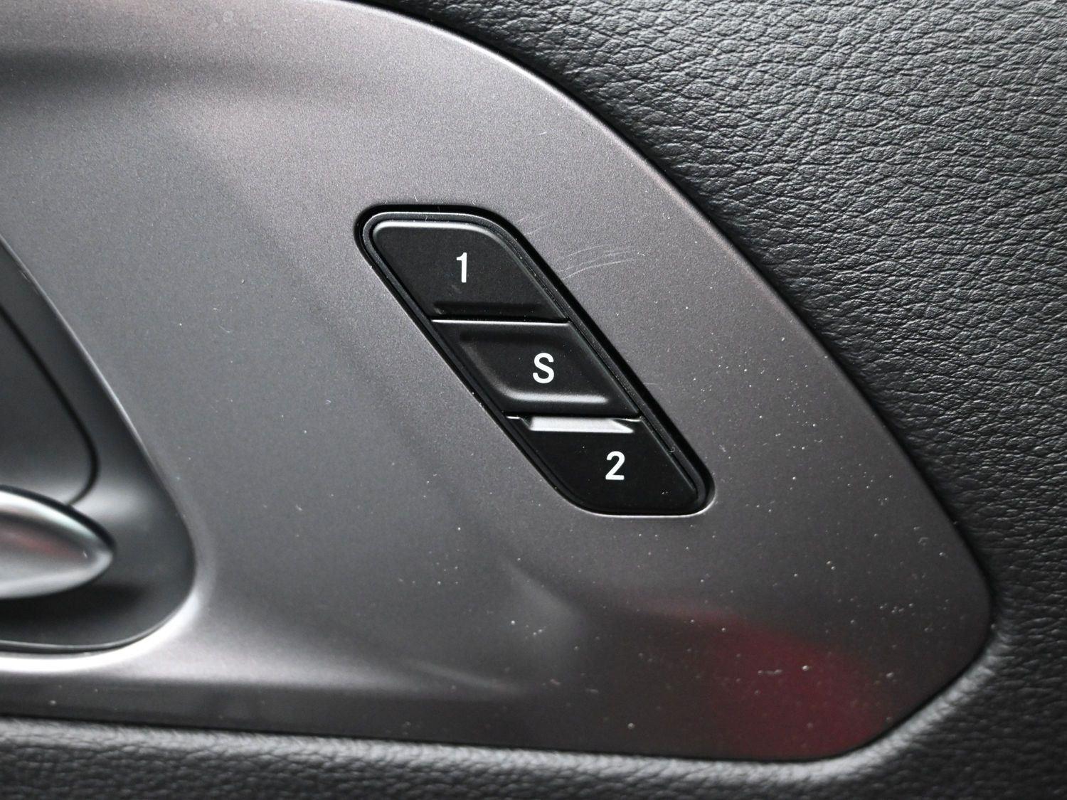 New 2026 Red Hot Pearlcoat Chrysler Select image 19