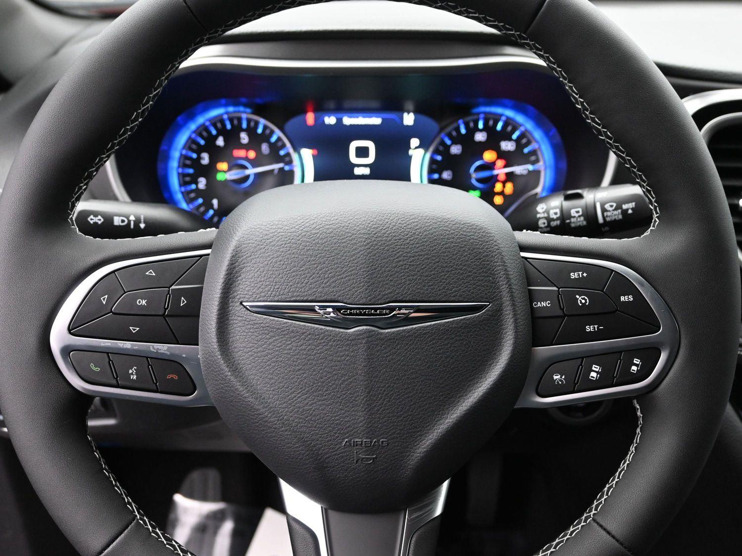New 2026 Red Hot Pearlcoat Chrysler Select image 22