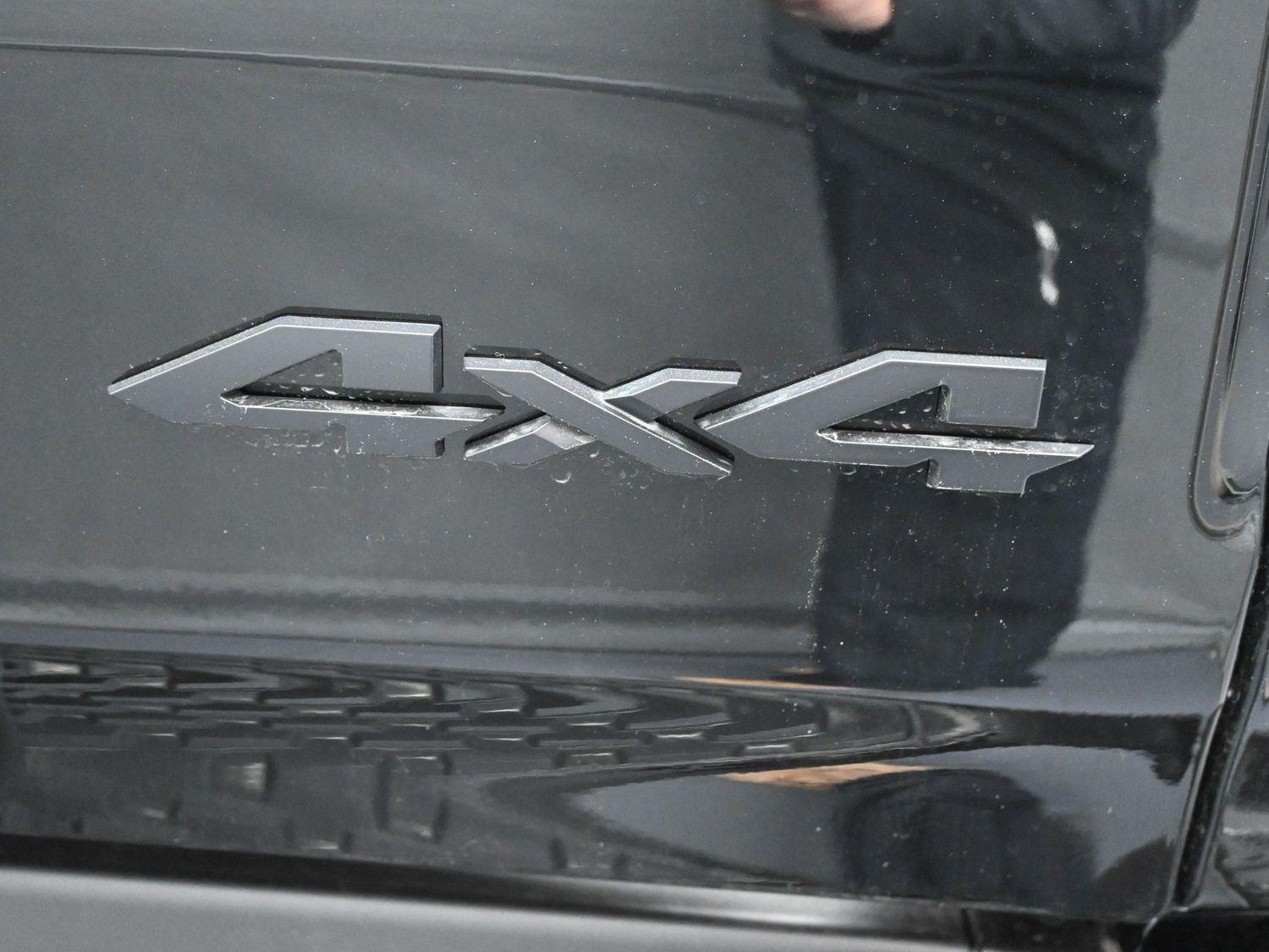 New 2026 Diamond Black Crystal Pearlcoat Ram Big Horn image 14