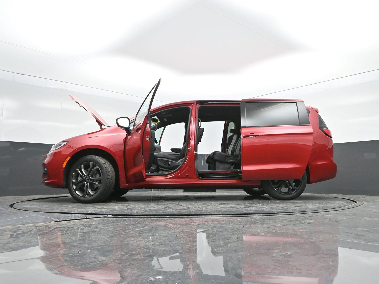 New 2026 Red Hot Pearlcoat Chrysler Select image 49