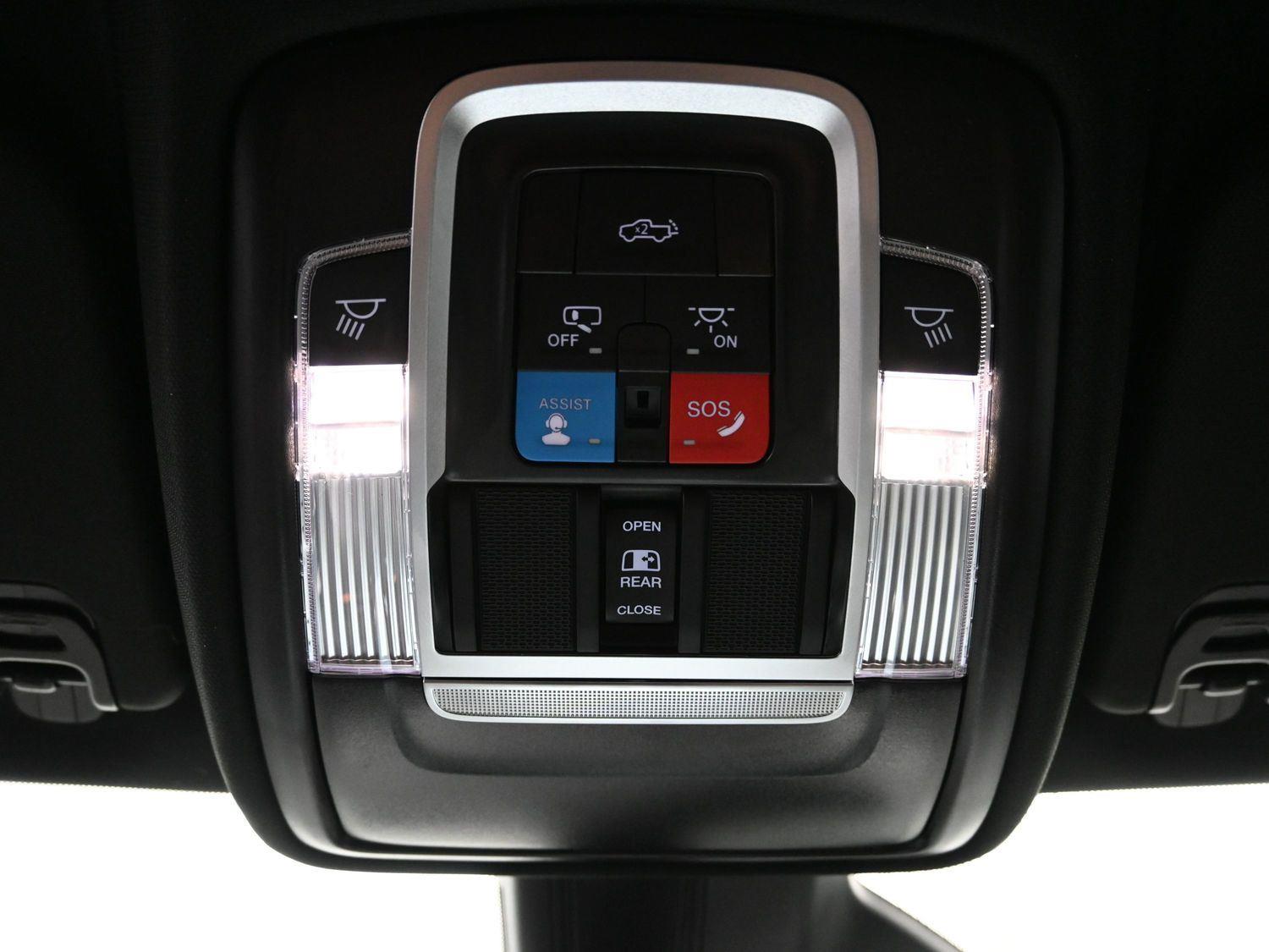 New 2026 Diamond Black Crystal Pearlcoat Ram Big Horn image 31