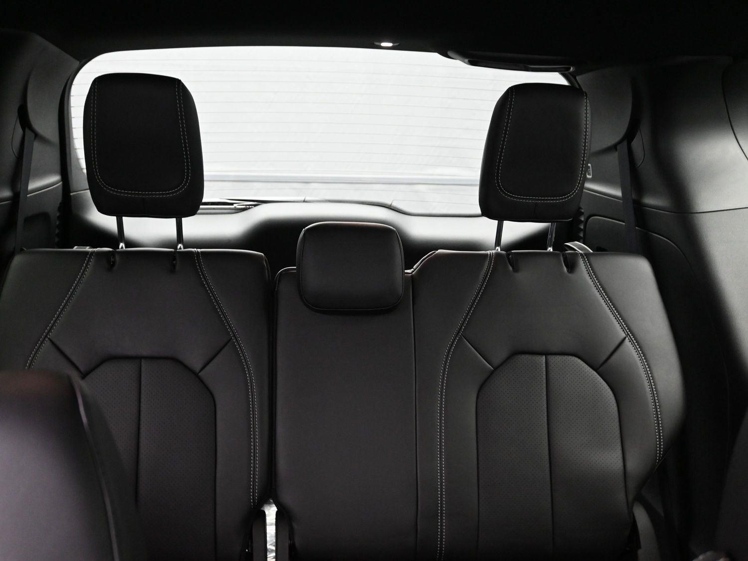 New 2026 Bright White Clearcoat Chrysler Select image 14