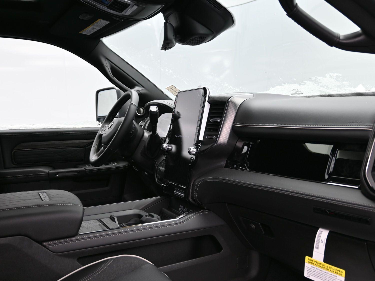 New 2026 Ceramic Gray Clearcoat Ram Limited image 13