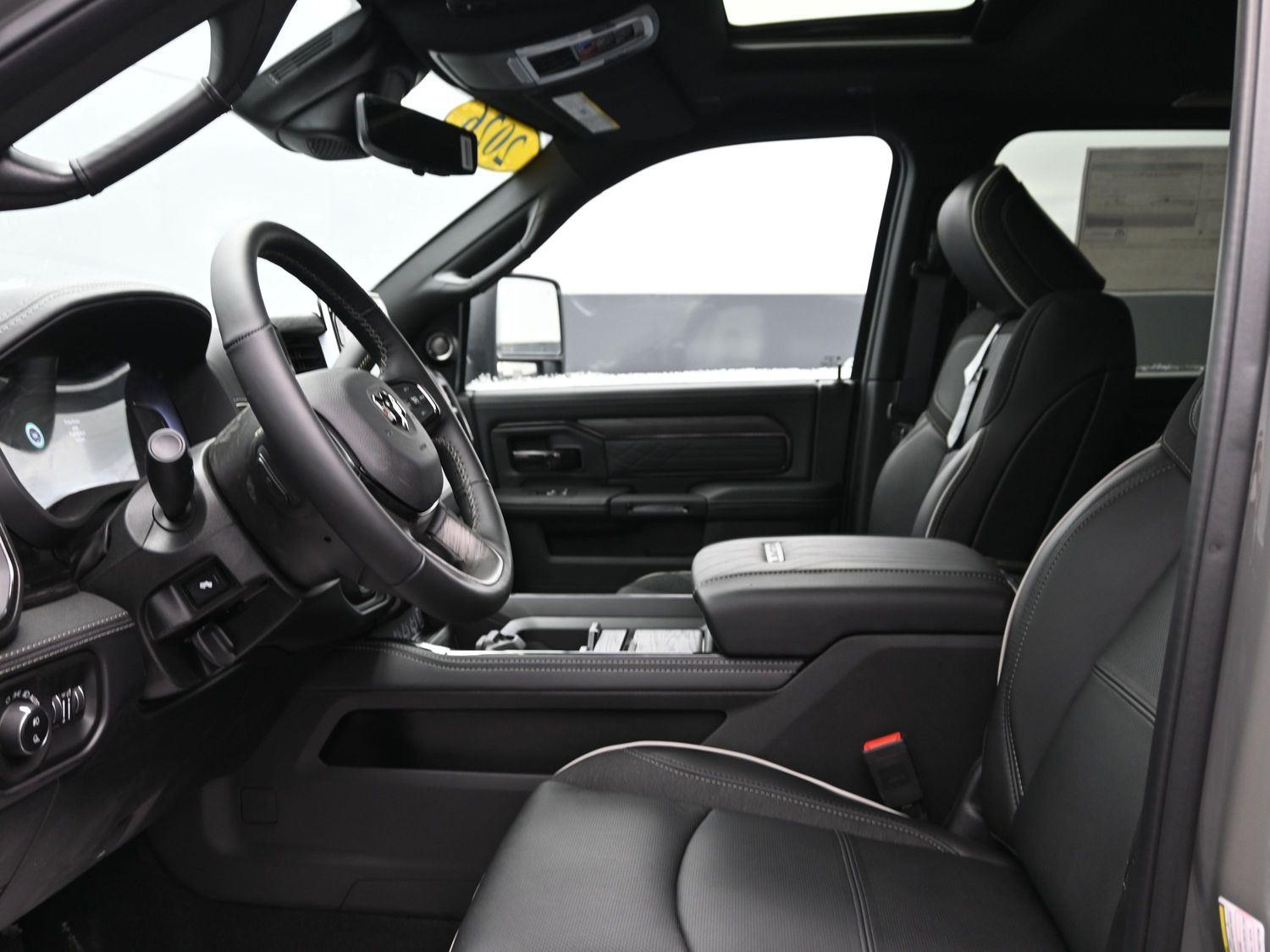 New 2026 Ceramic Gray Clearcoat Ram Limited image 25