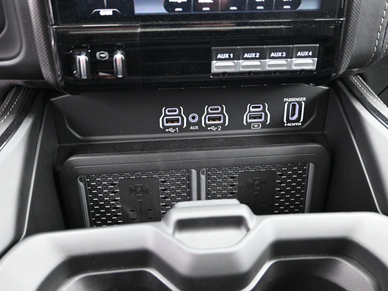 New 2026 Ceramic Gray Clearcoat Ram Limited image 33