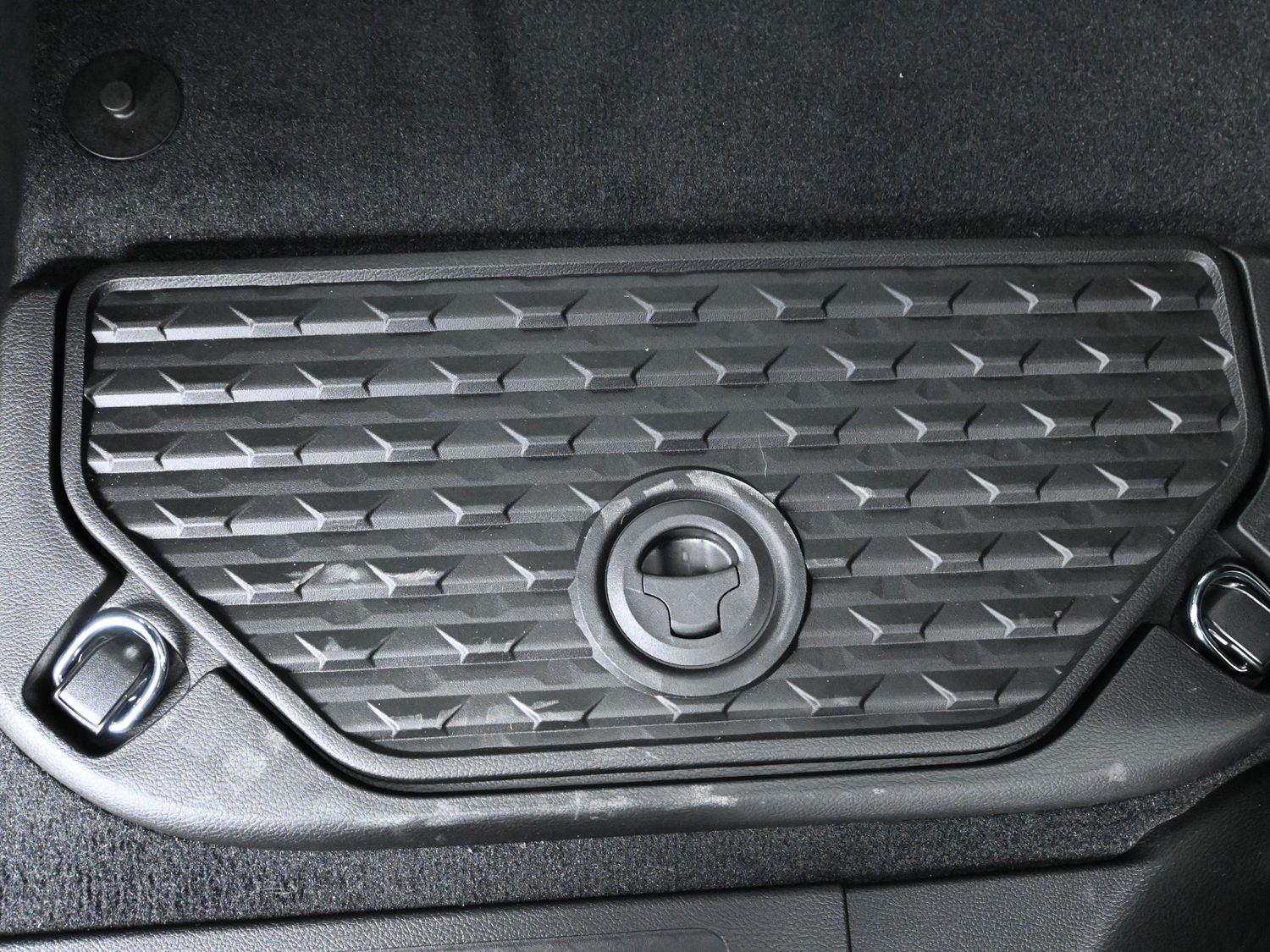 New 2026 Granite Crystal Metallic Clearcoat Ram Big Horn image 12