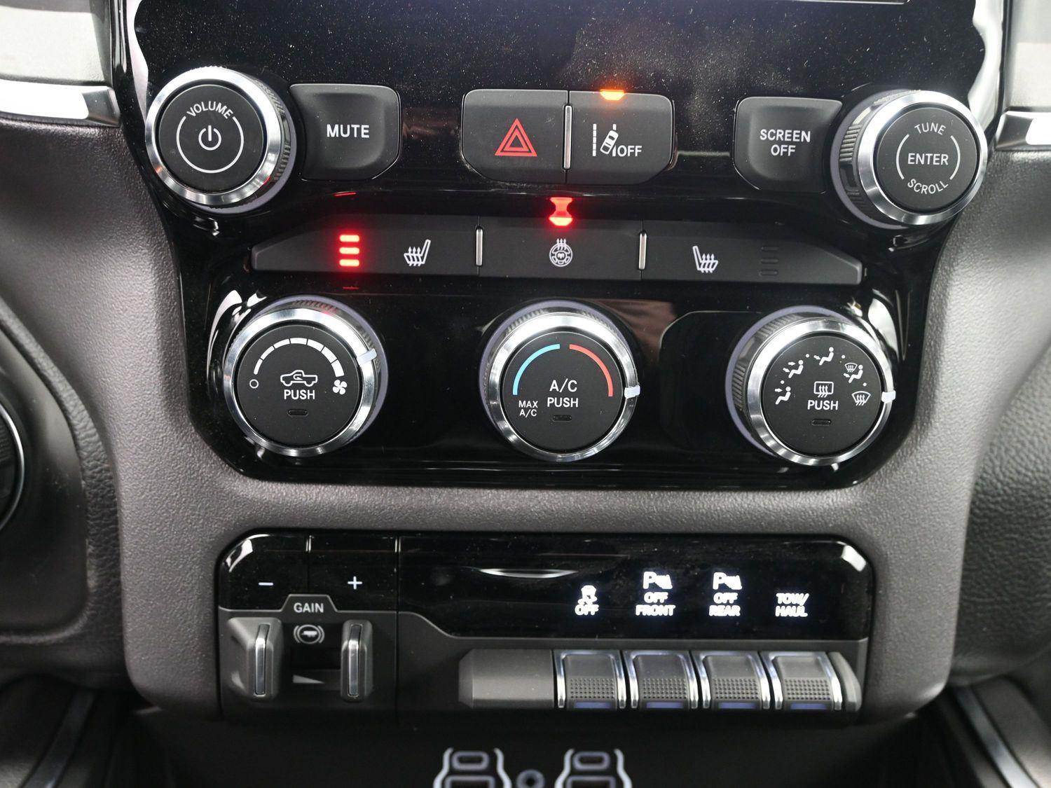 New 2026 Granite Crystal Metallic Clearcoat Ram Big Horn image 28