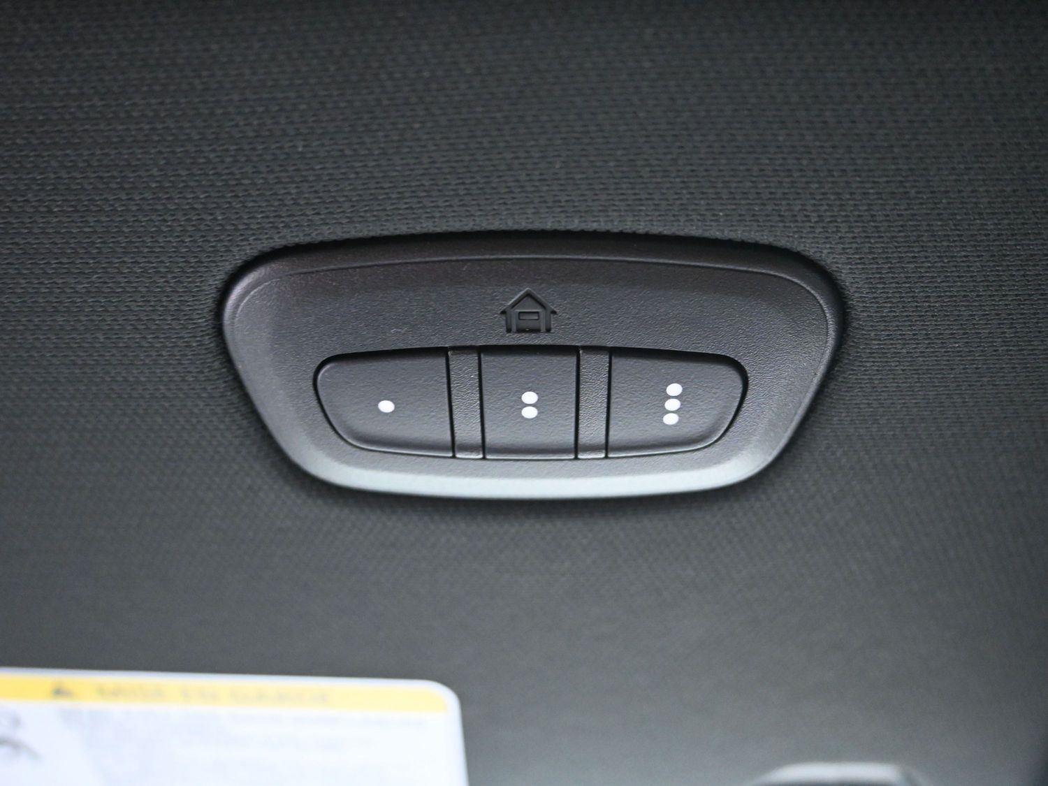 New 2026 Granite Crystal Metallic Clearcoat Ram Big Horn image 30