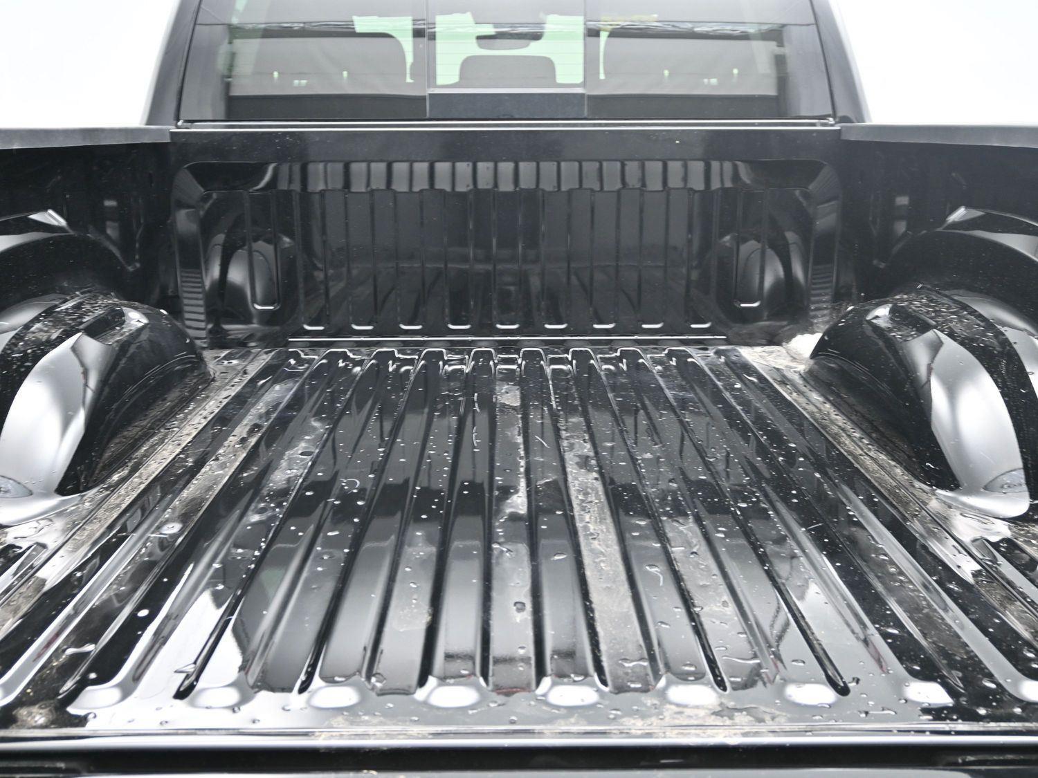 New 2026 Diamond Black Crystal Pearlcoat Ram Big Horn image 16