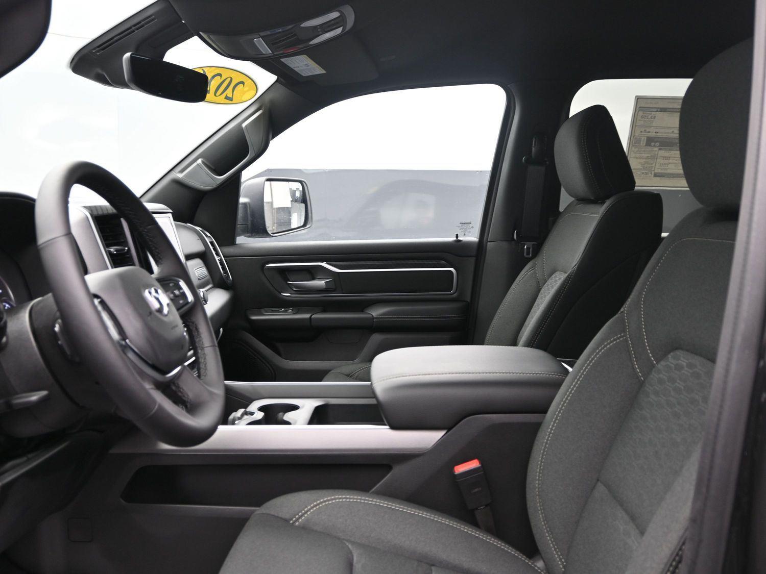 New 2026 Diamond Black Crystal Pearlcoat Ram Big Horn image 20