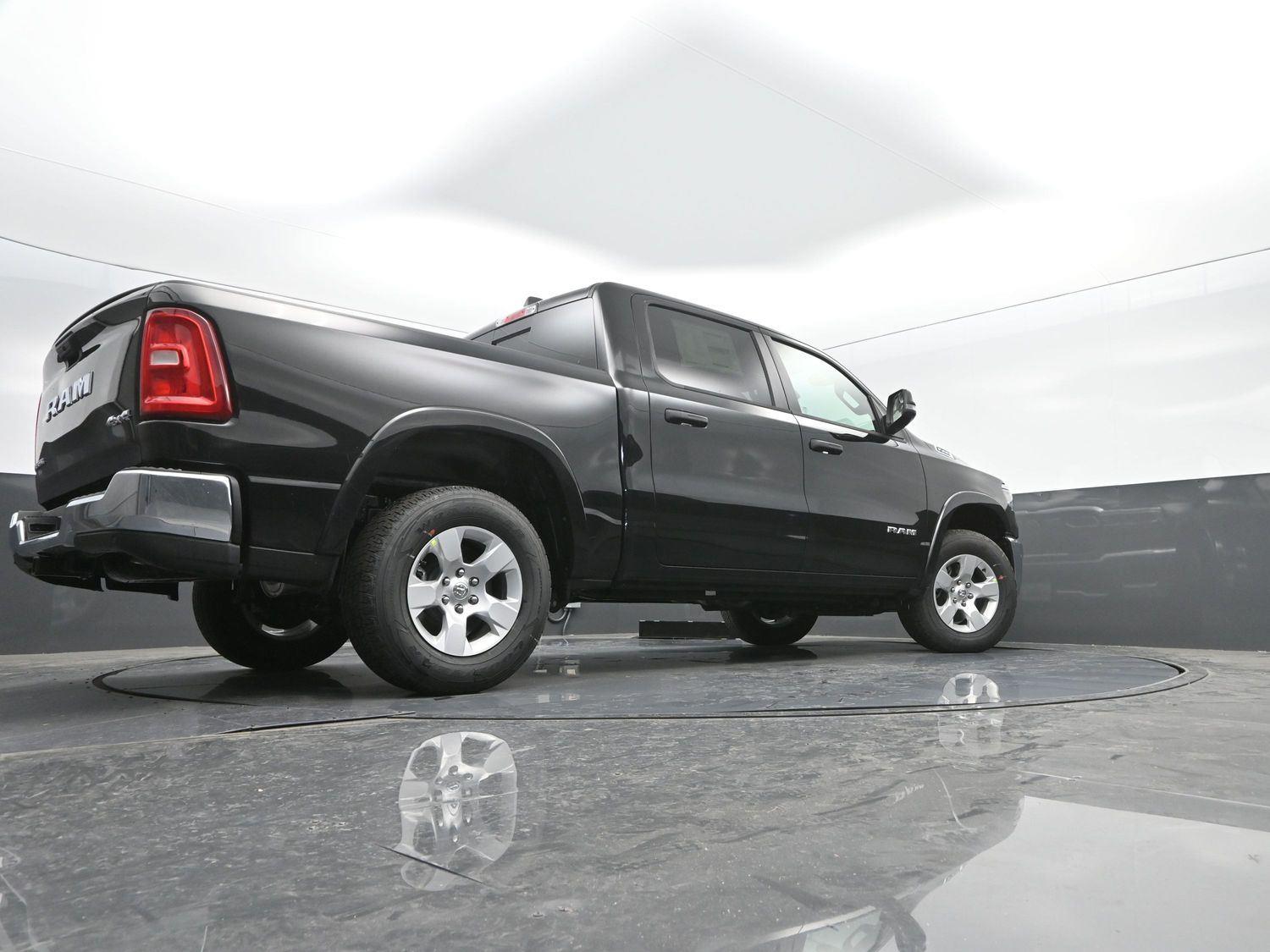 New 2026 Diamond Black Crystal Pearlcoat Ram Big Horn image 35