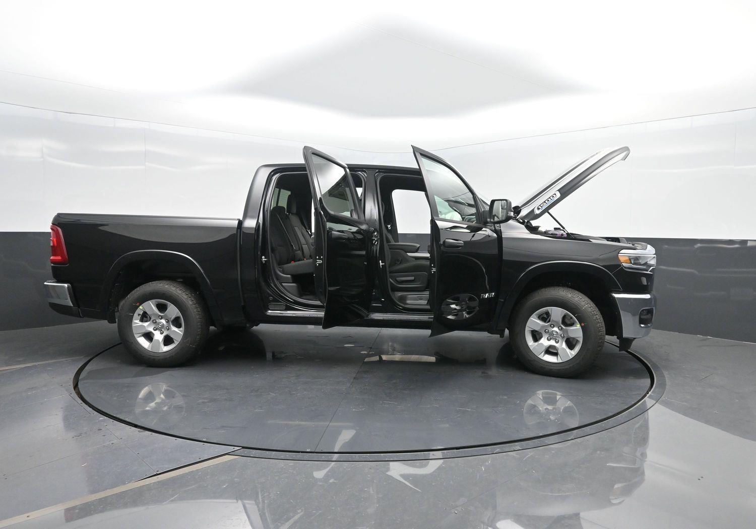 New 2026 Diamond Black Crystal Pearlcoat Ram Big Horn image 47