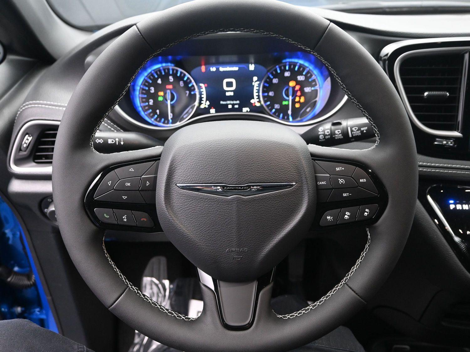 New 2026 Hydro Blue Pearlcoat Chrysler Select image 20