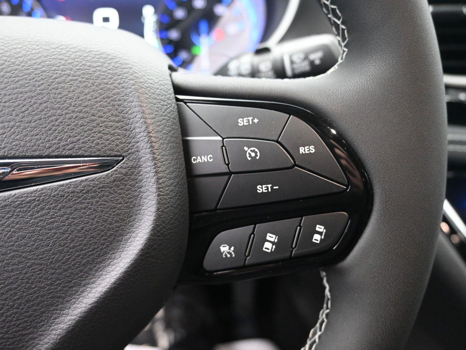 New 2026 Hydro Blue Pearlcoat Chrysler Select image 22