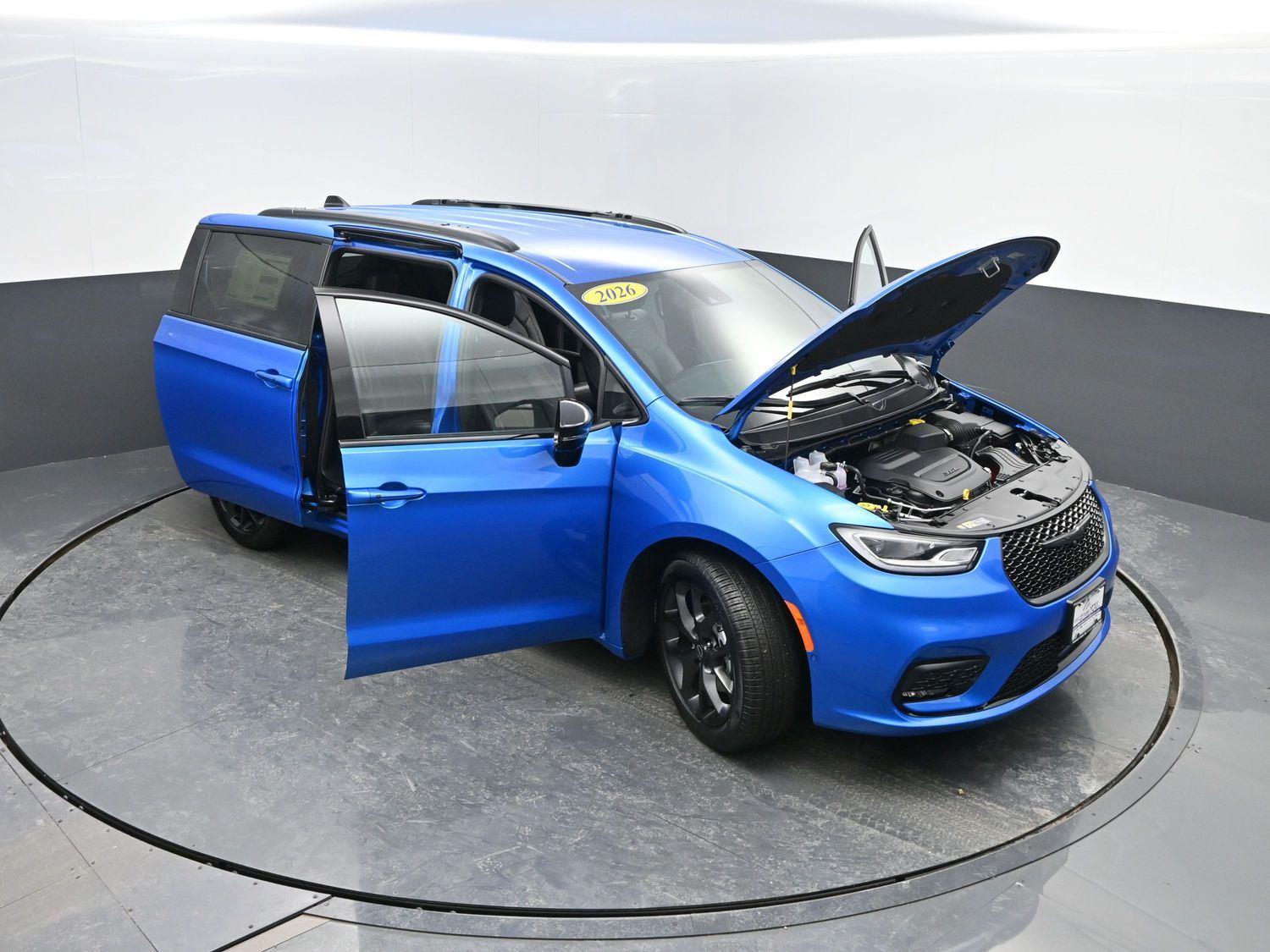 New 2026 Hydro Blue Pearlcoat Chrysler Select image 43