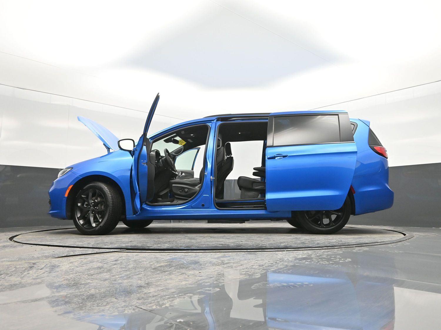 New 2026 Hydro Blue Pearlcoat Chrysler Select image 48