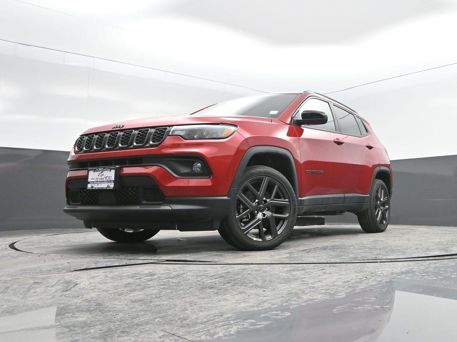 New 2026 Red Hot Pearlcoat Jeep Latitude image 37